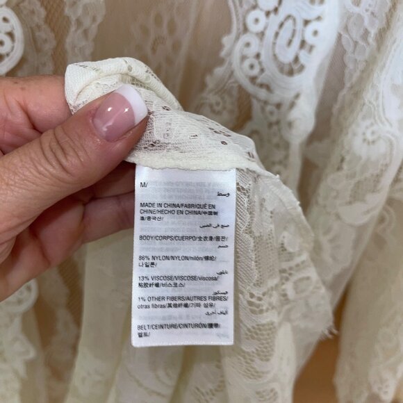 INC International Concepts Womens Robe Size Medium White Lace Floral Casual - Picture 10 of 14